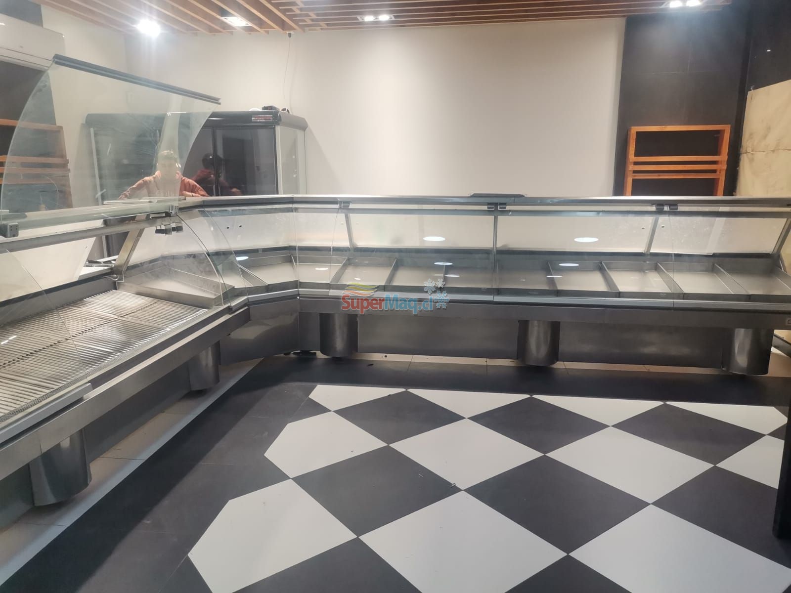 vitrina Carnicera  Pata Pilar Metro Lineal : Refrigeracion